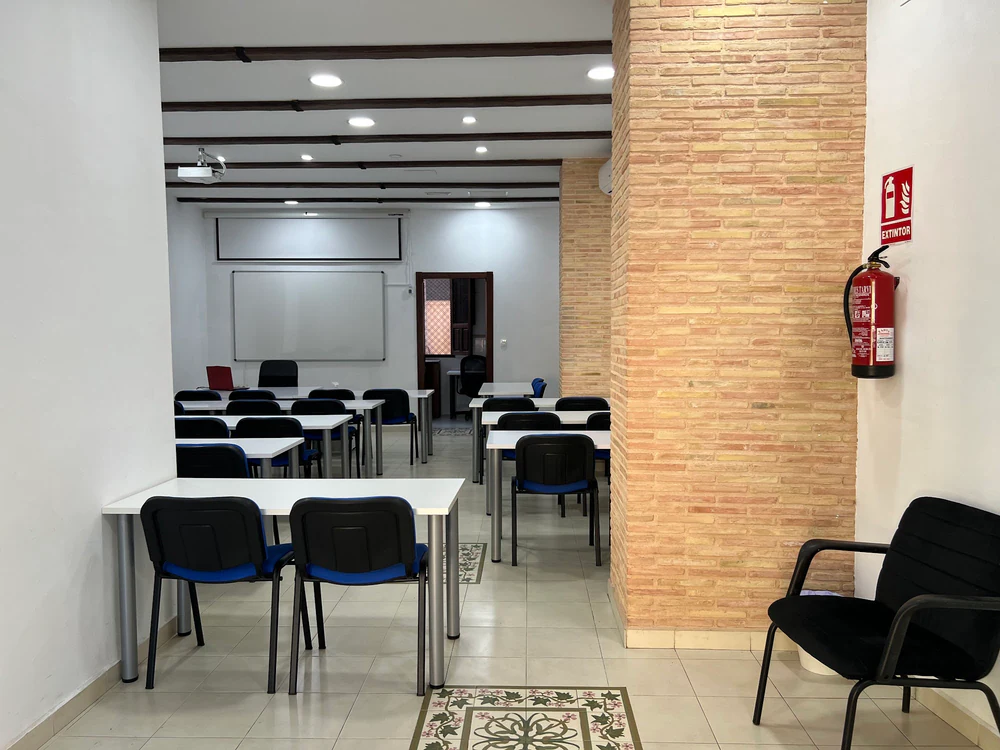 Academia Colón