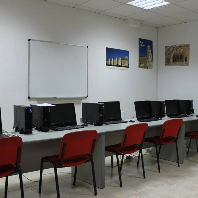Foto de Teknos Academia