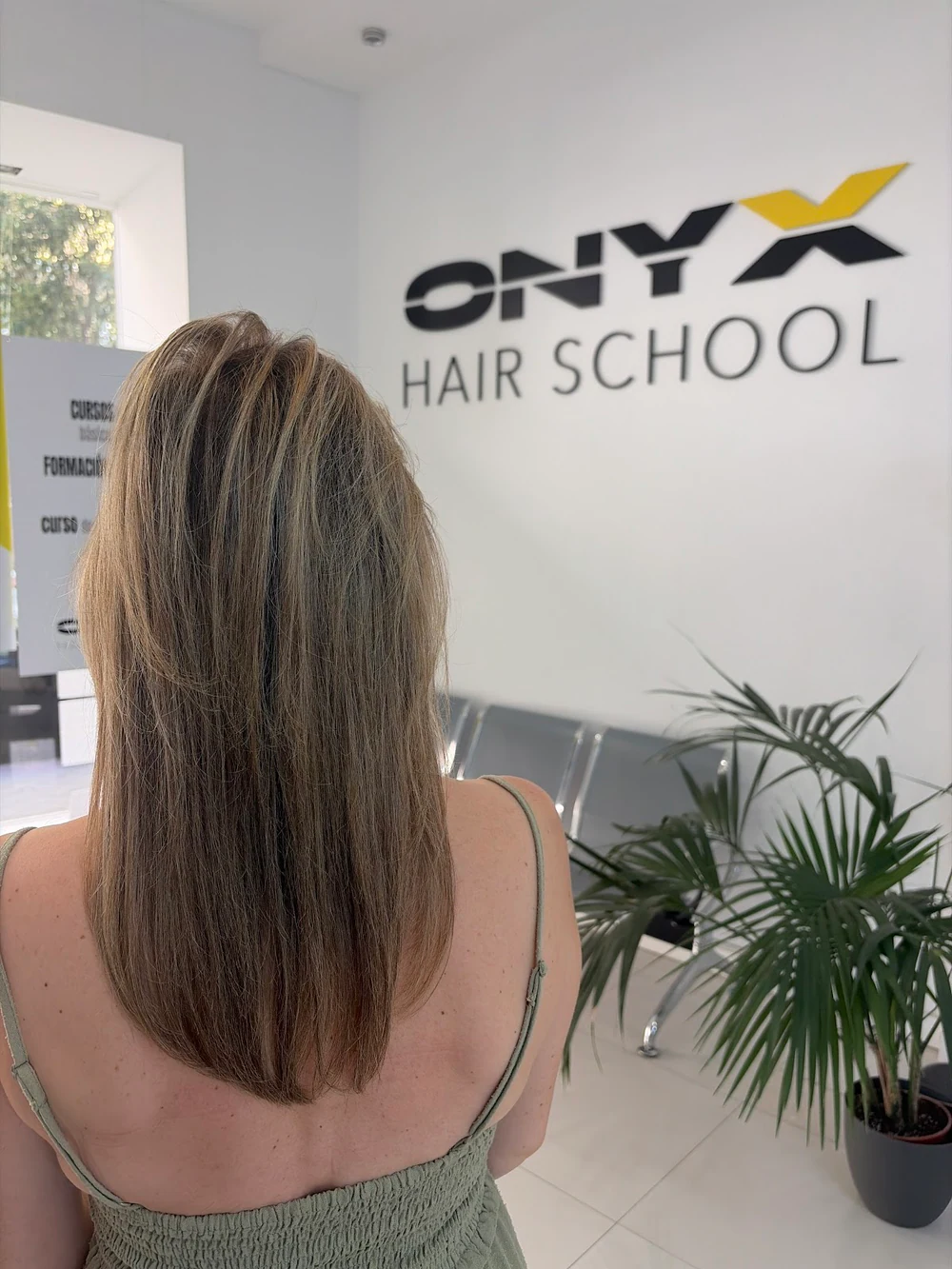 ONYX HAIR SCHOOL - Escuela de peluquería