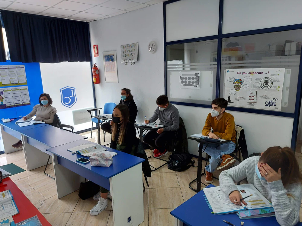 Foto de Idiomas Carlos V Málaga