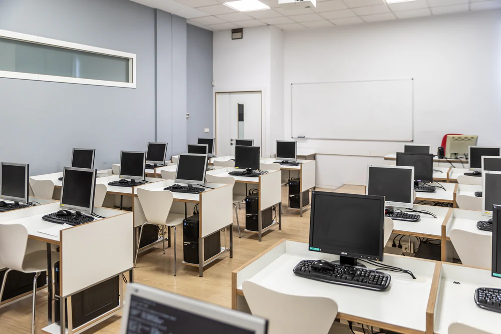 Adams Santiago de Compostela | Academia de Oposiciones, ​​Cursos y Libros