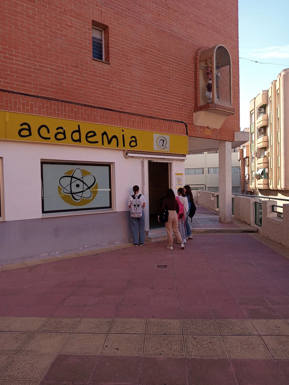 Foto de Centro de Enseñanza La Academia