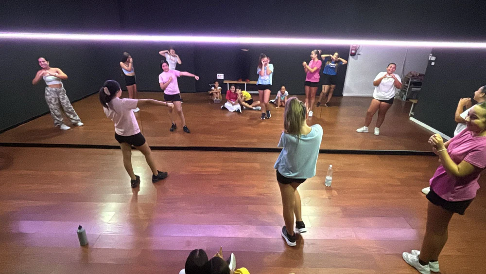 Foto de DIVAS DANCE STUDIO