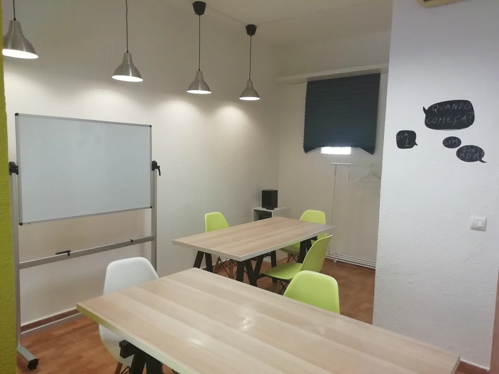 Foto de Academia FALAS PORTUGUÊS?