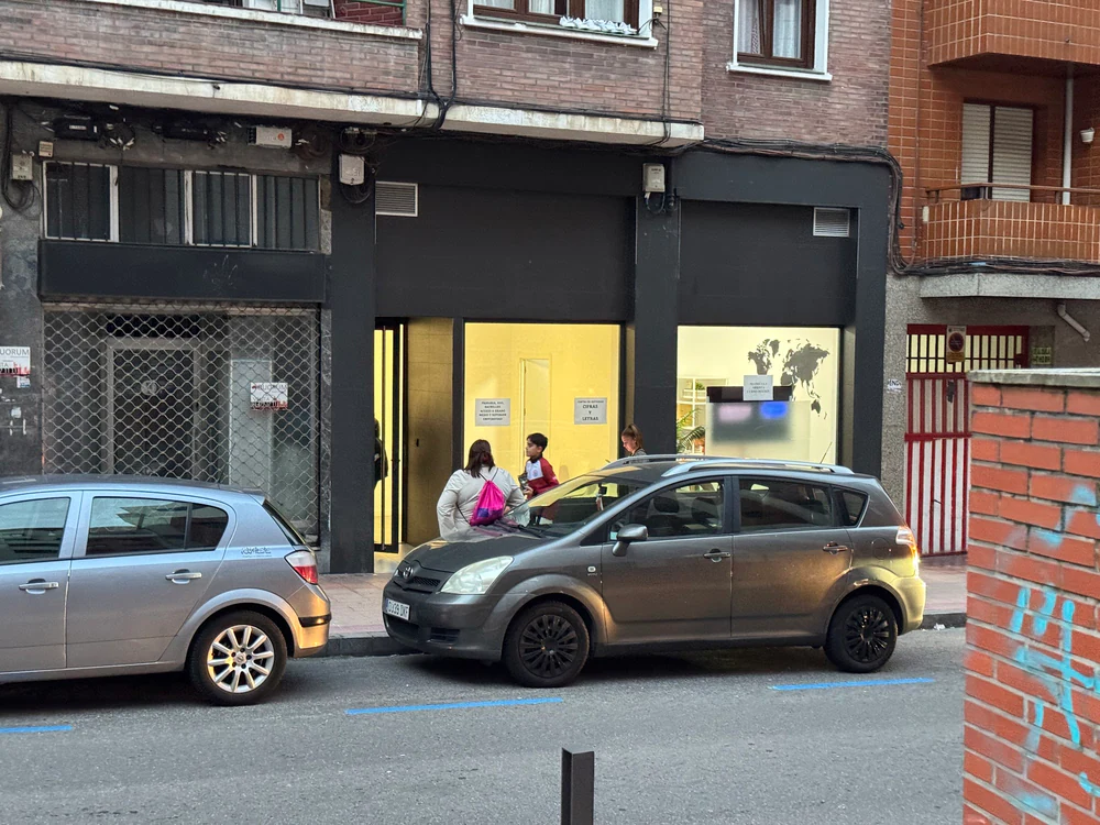 Academia de Estudios Cifras y Letras