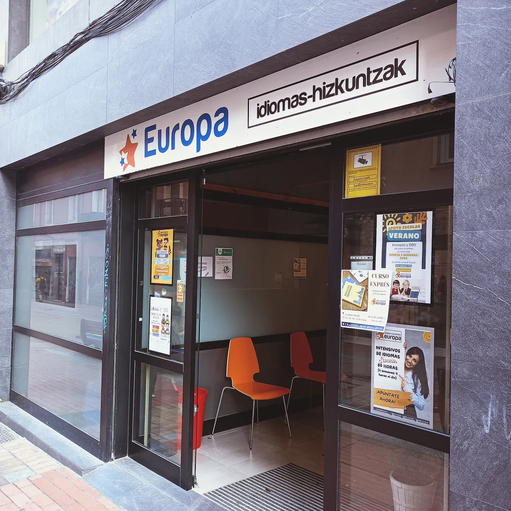 Foto de Academia Europa Zaballa