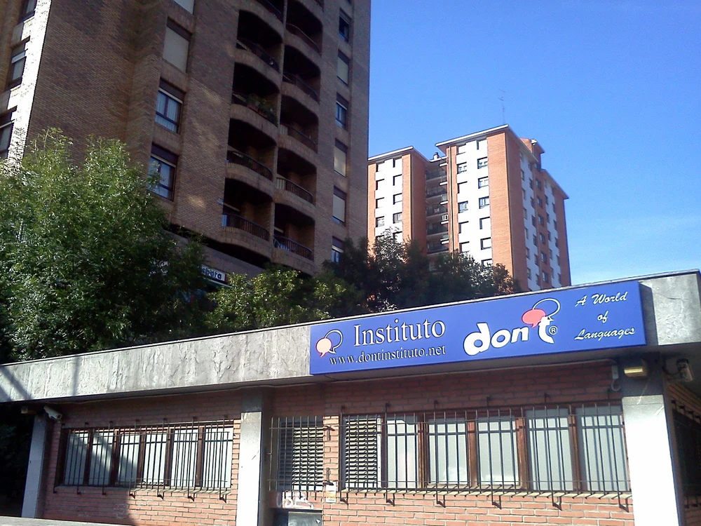 Foto de Capital Languages - Txurdinaga