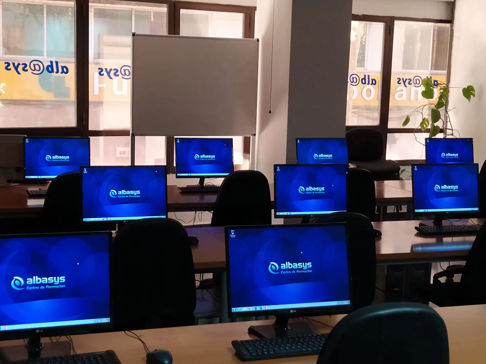 Albasys, Centro de Formación