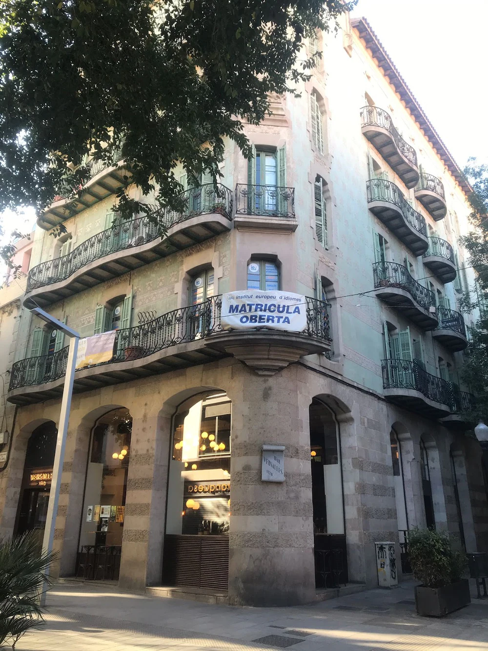 Foto de EZ English- Sant Andreu - Centro Examinador Oficial