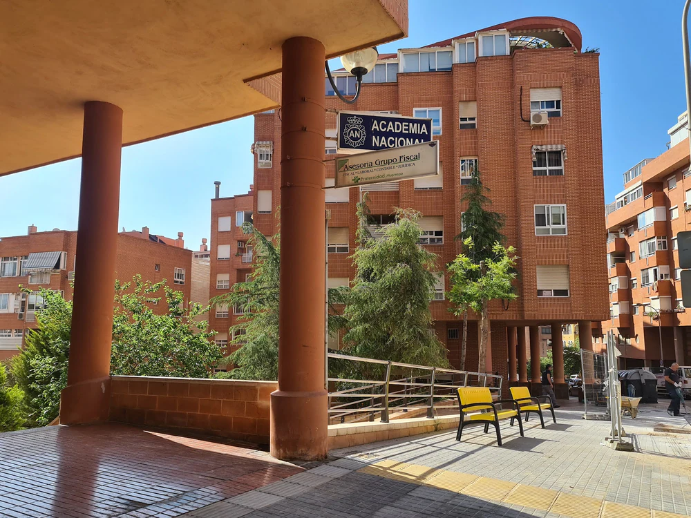 Foto de Academia Policía Nacional | UCOPOL Academia presencial & online