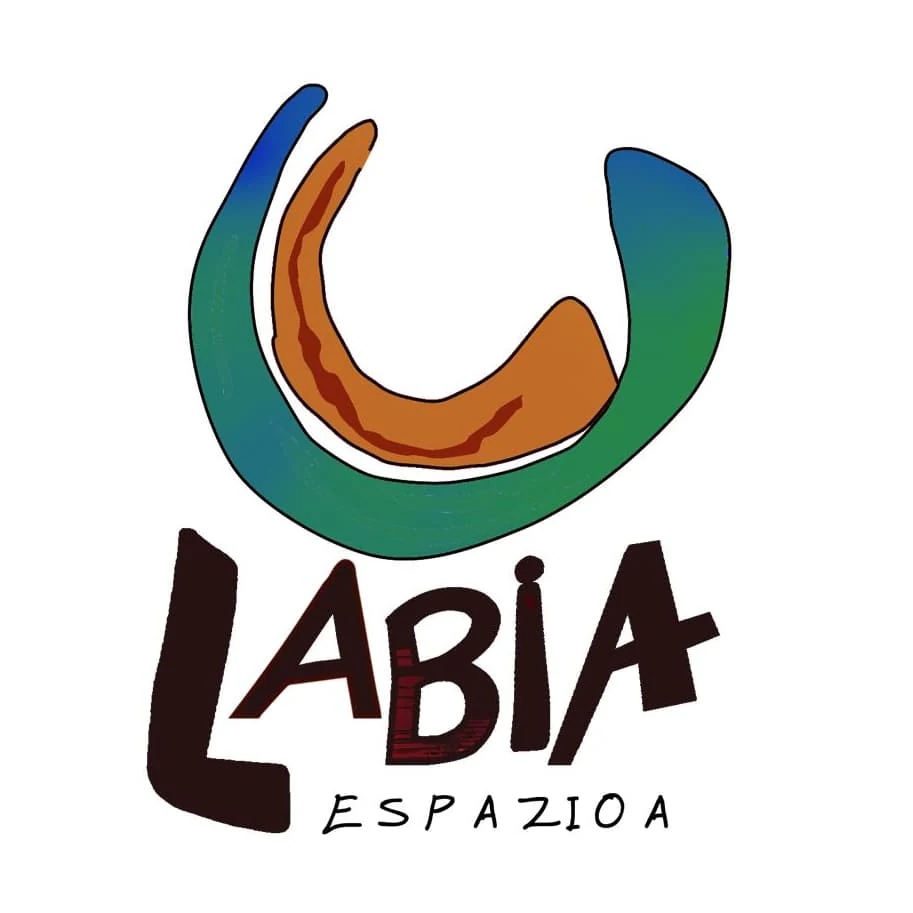Labia Espazioa