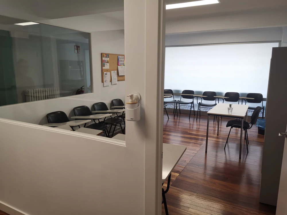 Mikelats Euskaltegia - Euskera para oposiciones y exámenes oficiales