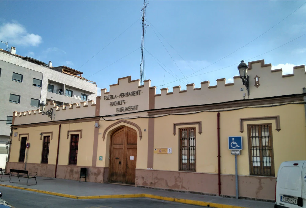 Foto de CEAC FP Valencia 🎓 Centro de Formación Profesional Oficial