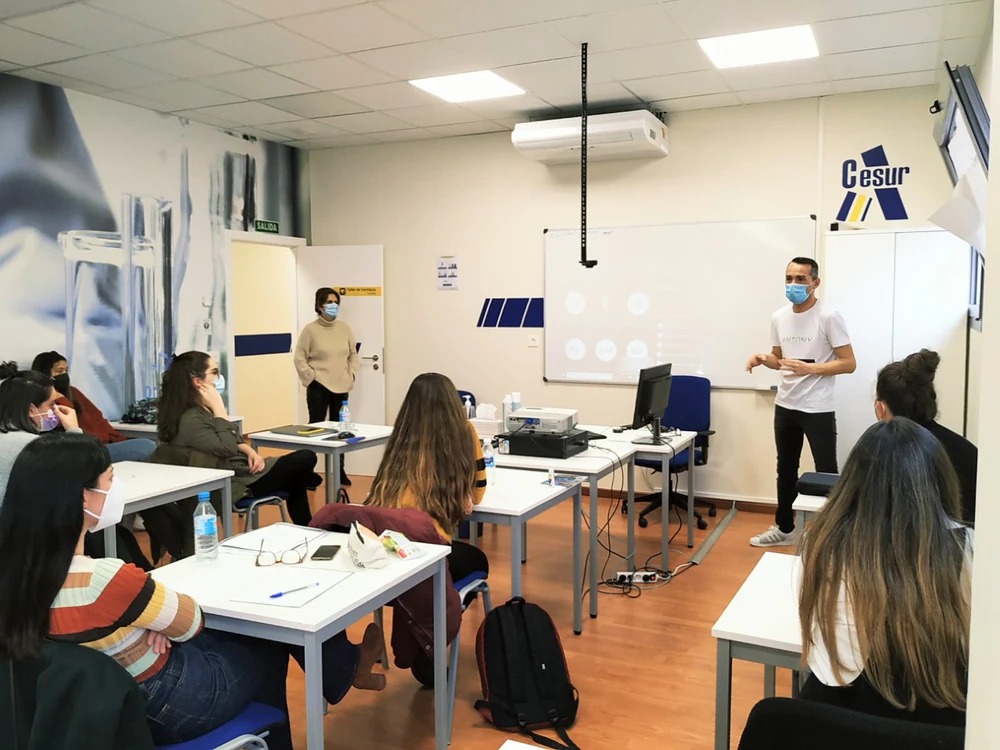 Foto de CESUR Cáceres Formación Profesional