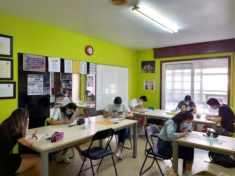 MARISOL School of English
