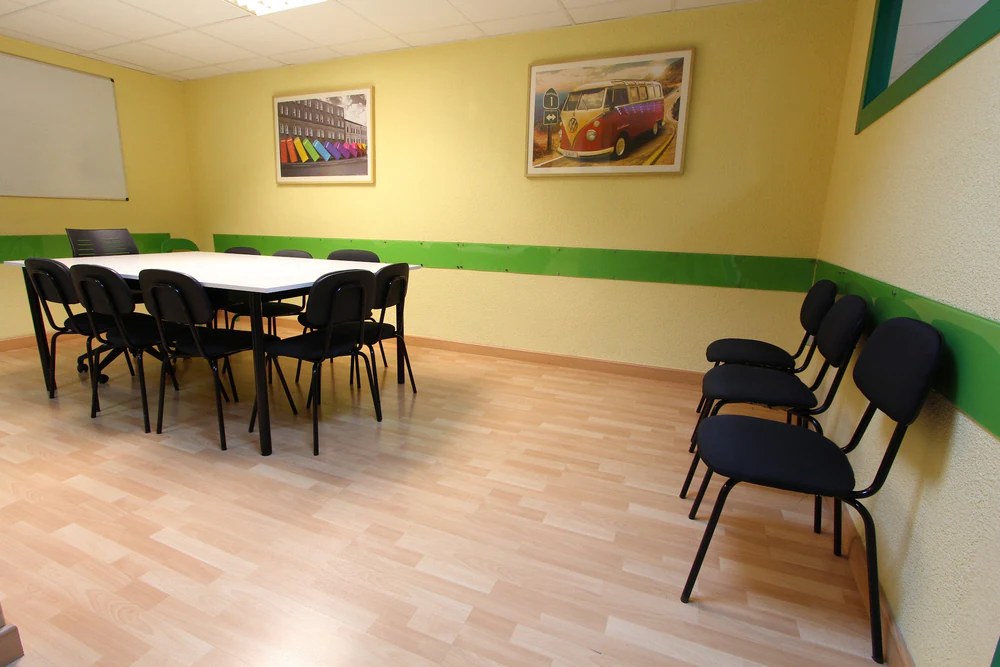 Fluency Idiomas. Academia de inglés. Alcantarilla.