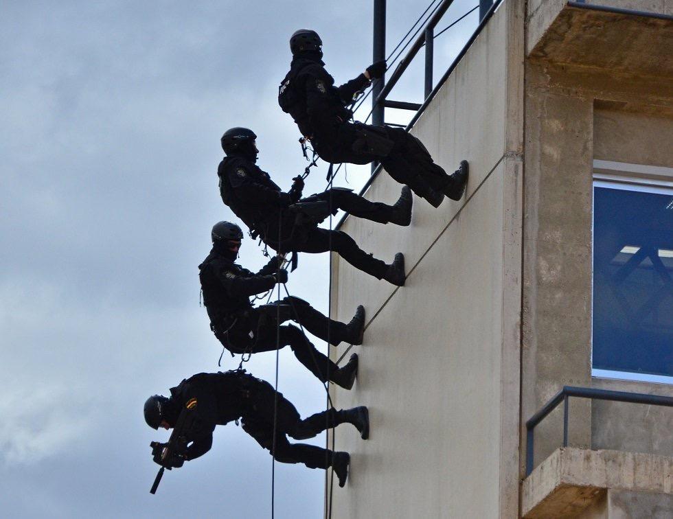 Academia Bomberos, Policía y Guardia Civil en Zaragoza | Campus Oposiciones
