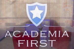 Academia First | Academia de inglés Motril