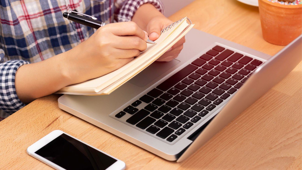 Acadèmia Porto Cristo | Cursos Gratuitos Mallorca